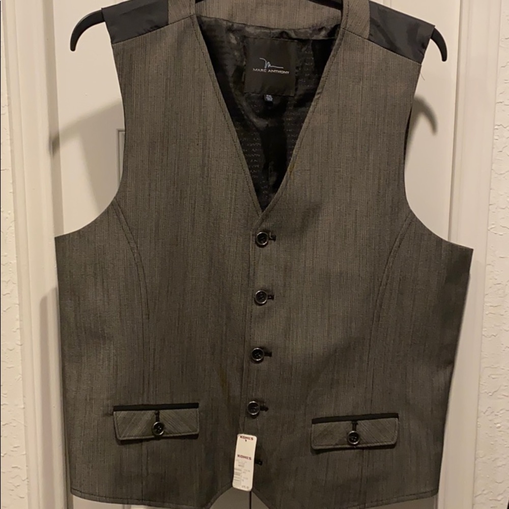 NWT Marc Anthony Vest
